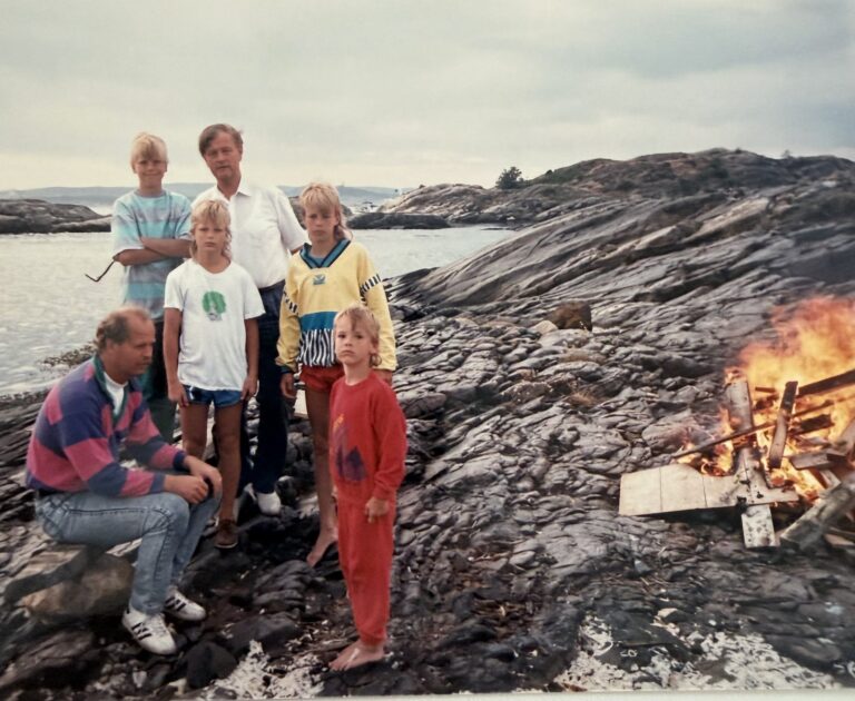 Bål på svaberget