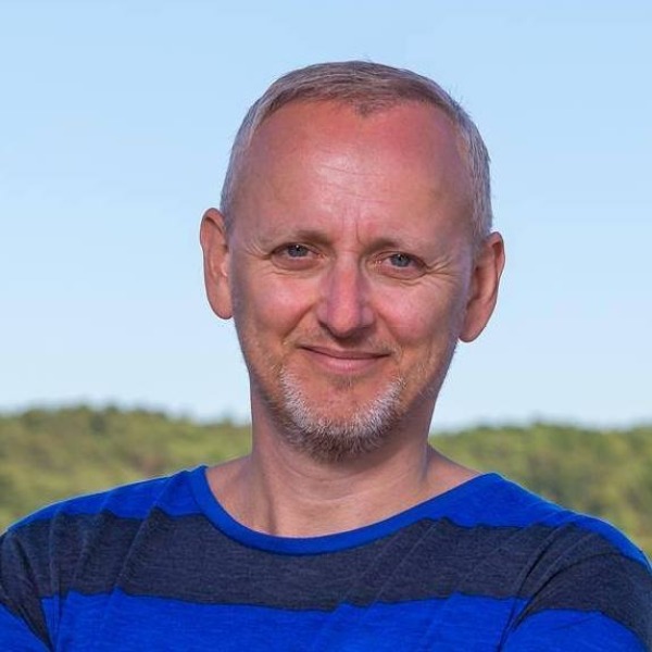 Steinar J. Olsen